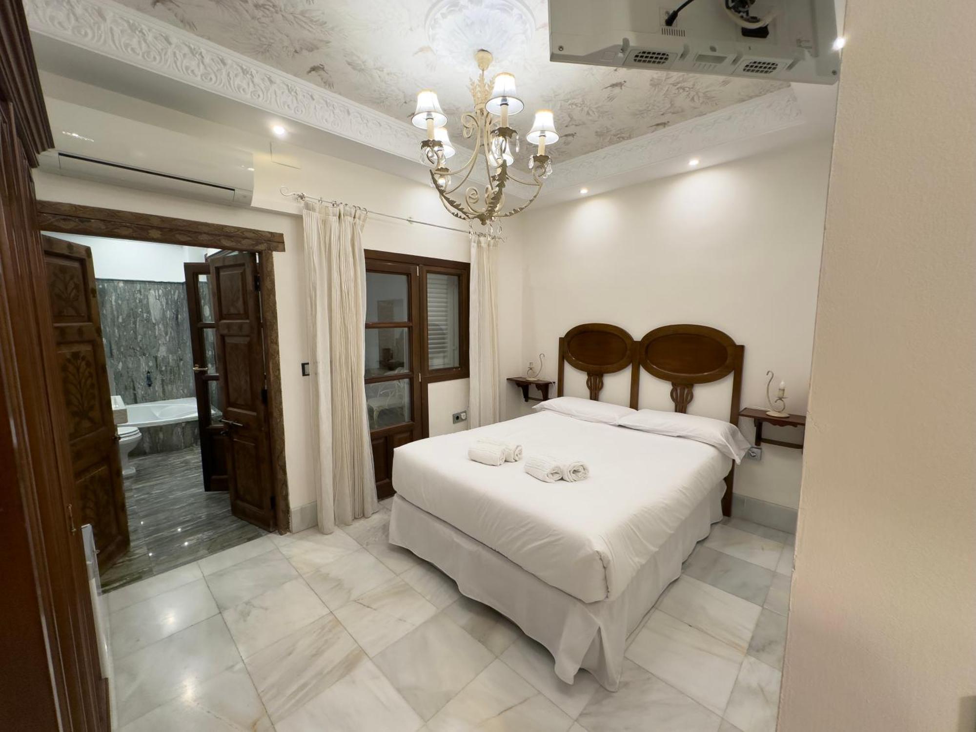 Suite Comares Granada Exterior photo